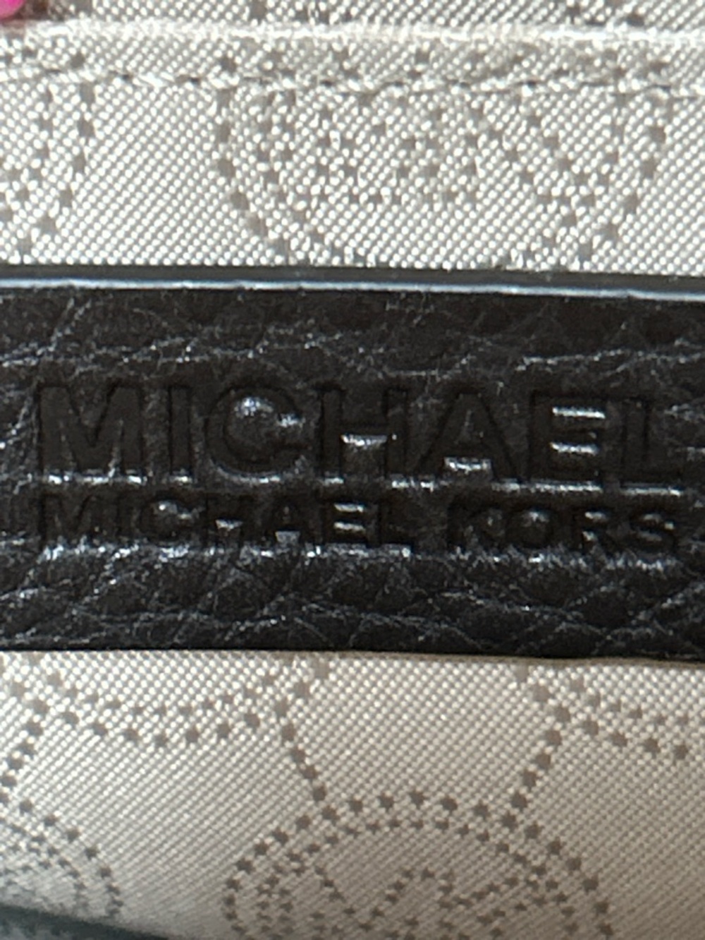 MICHAEL KORS Brown Camo Calf Hair and Leather Wristlet Approx. 10 x 5.5 - Picture 8 of 17